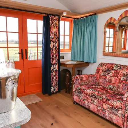 Holiday home The Storyteller York